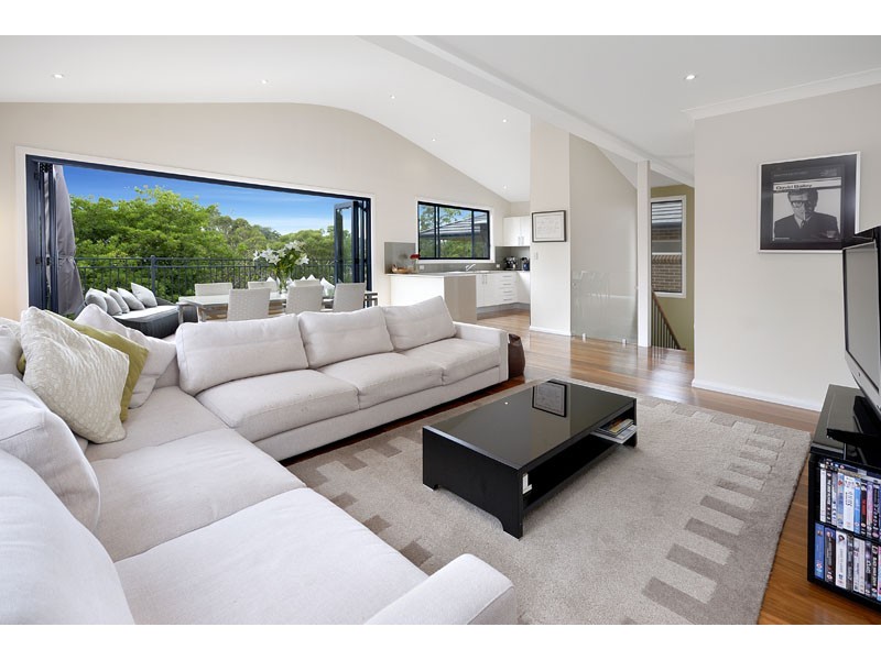 44 Loves Ave, Oyster Bay NSW 2225