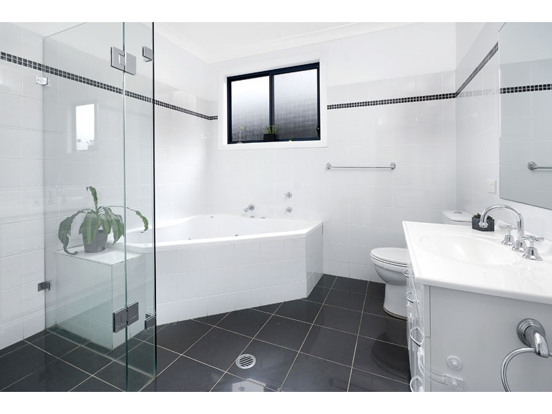 44 Loves Ave, Oyster Bay NSW 2225