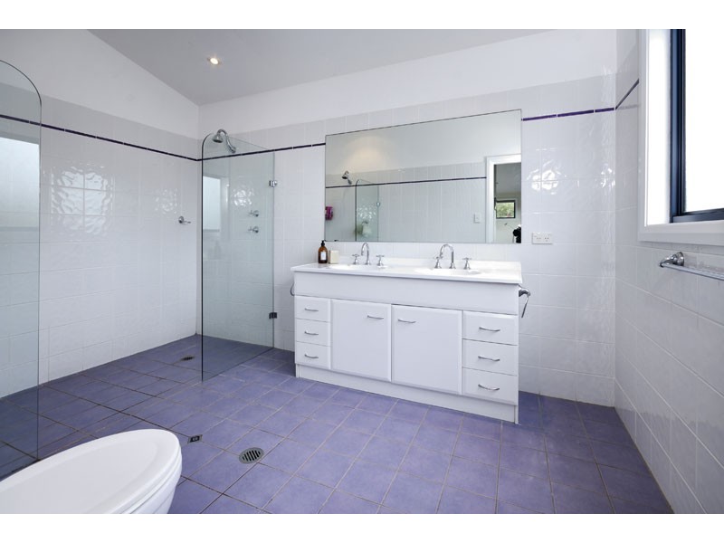 44 Loves Ave, Oyster Bay NSW 2225