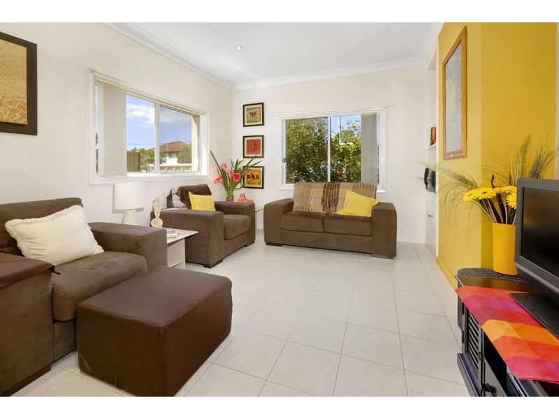 11 Glandore Street, Woolooware NSW 2230