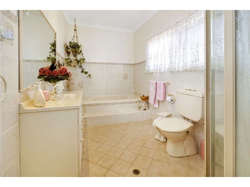 11 Glandore Street, Woolooware NSW 2230