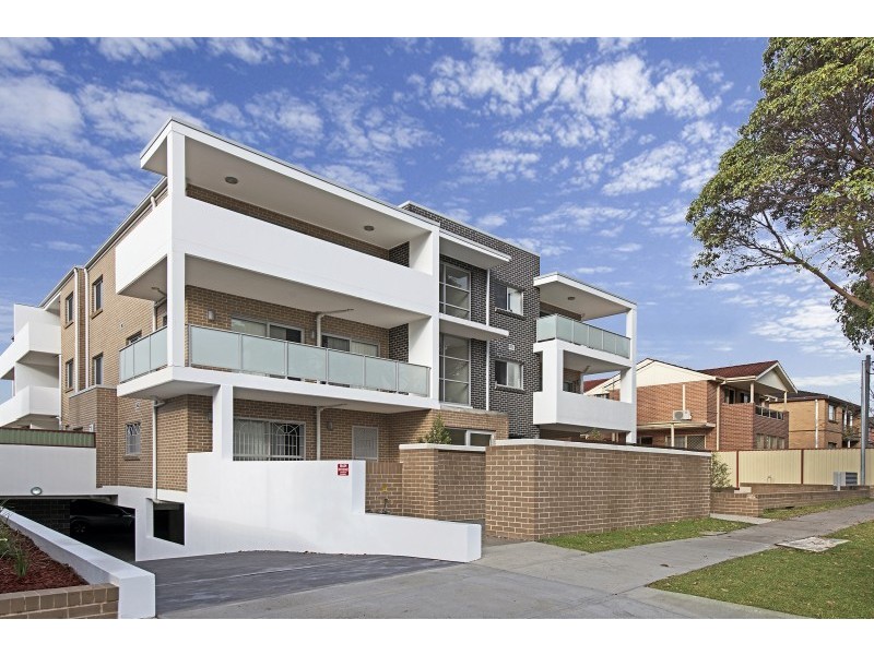 8/78 Clissold Parade, Campsie NSW 2194