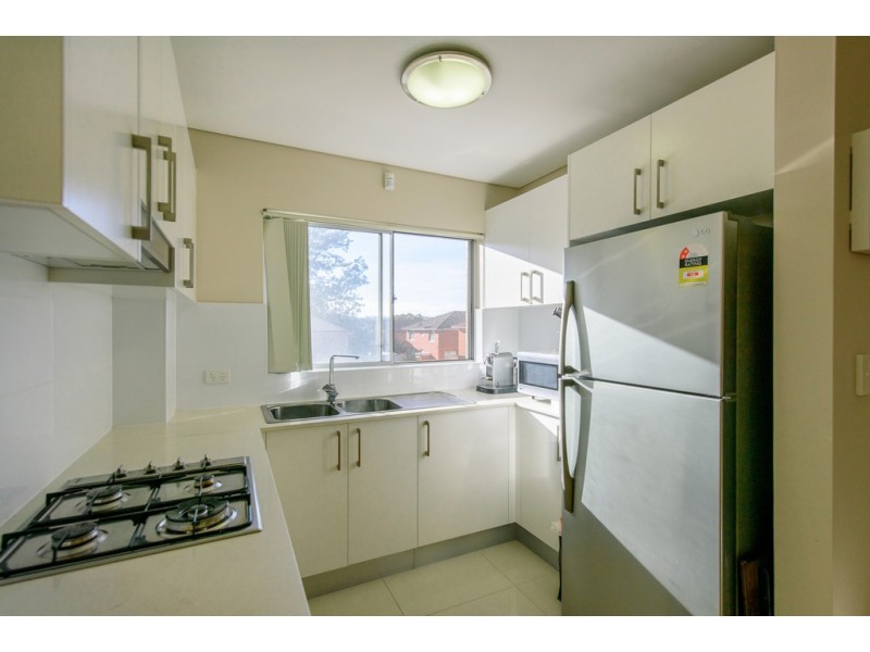 8/78 Clissold Parade, Campsie NSW 2194