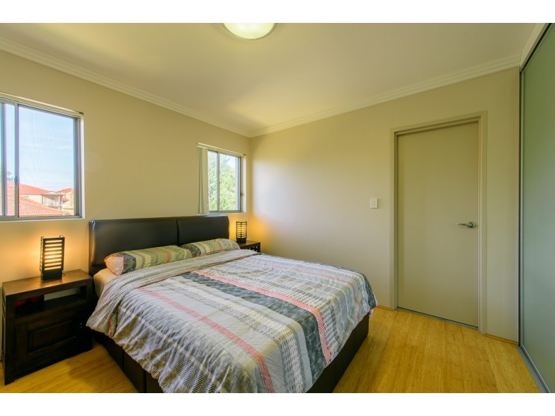 8/78 Clissold Parade, Campsie NSW 2194