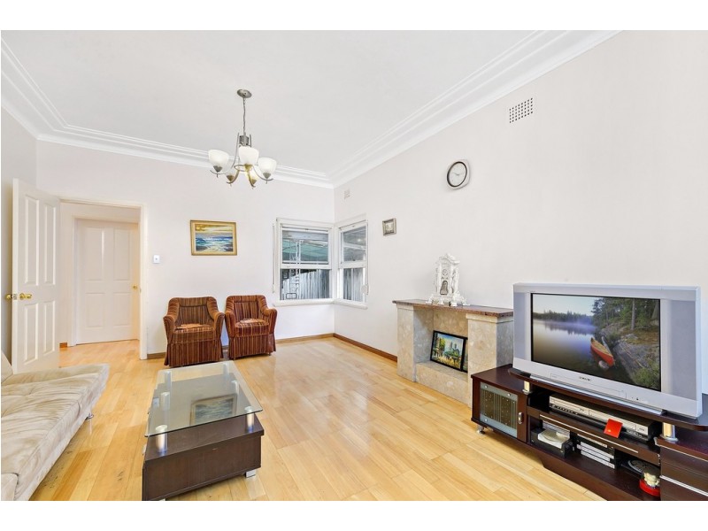 33a Angelo Street, Burwood NSW 2134