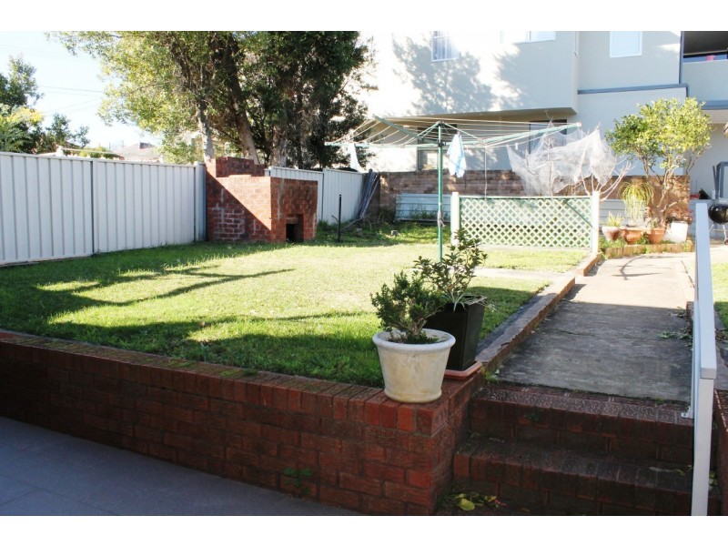 72 Wellbank Street, Concord NSW 2137