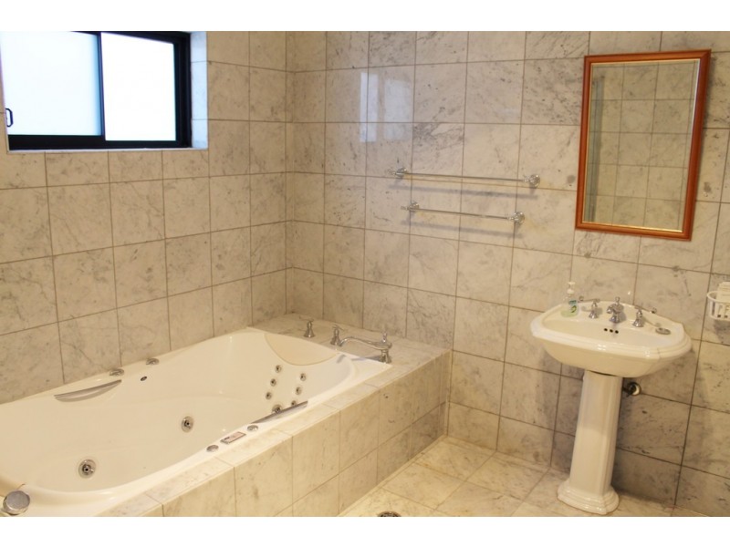 18 Nicholson, Burwood NSW 2134