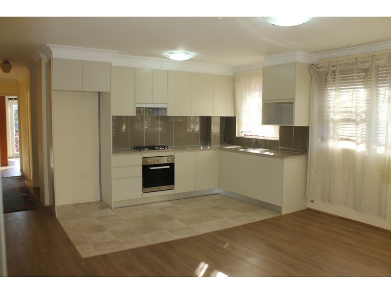 10/8 Fourth Avenue, Campsie NSW 2194