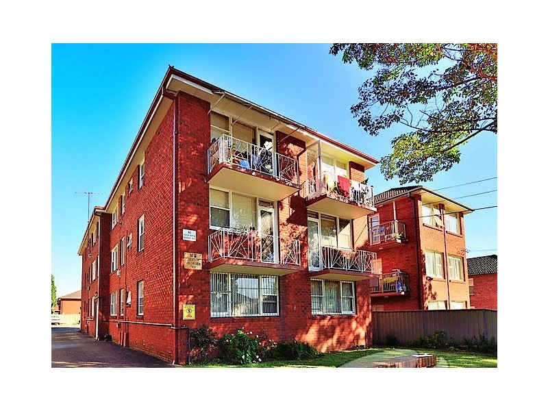 10/8 Fourth Avenue, Campsie NSW 2194