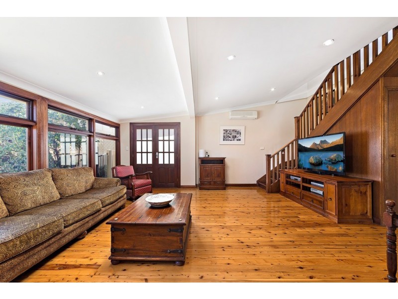 15 Holmwood Avenue, Strathfield South NSW 2136