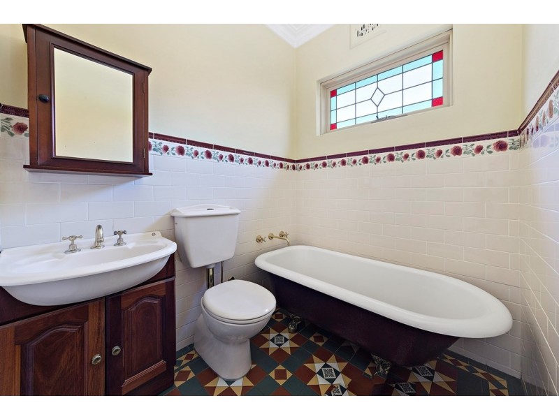 15 Holmwood Avenue, Strathfield South NSW 2136