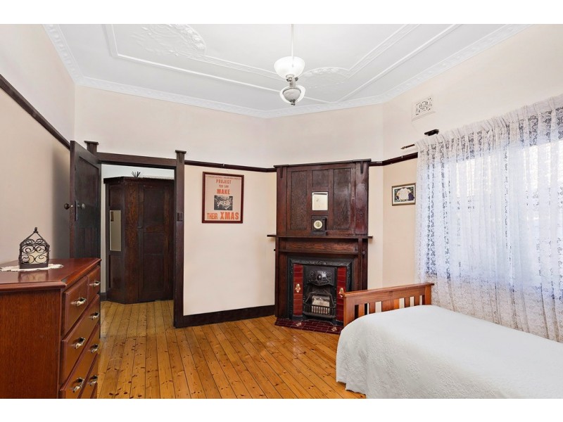 15 Holmwood Avenue, Strathfield South NSW 2136