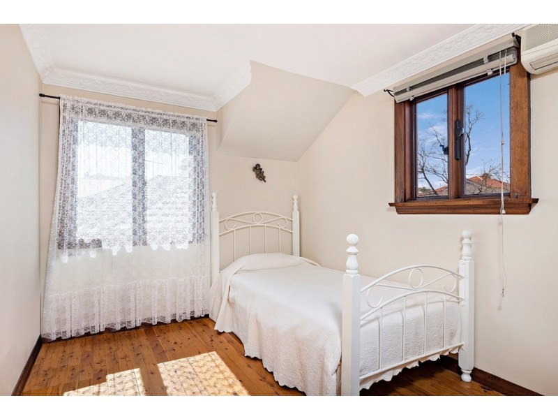 15 Holmwood Avenue, Strathfield South NSW 2136