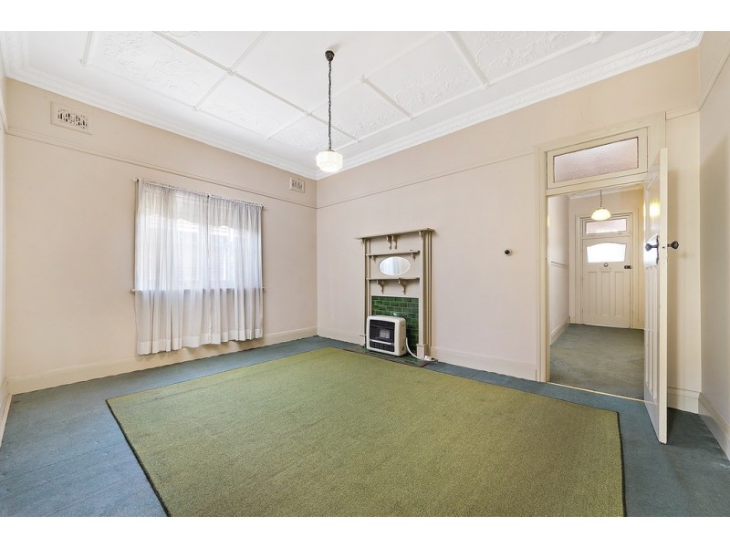 6 Wallace Street, Ashfield NSW 2131