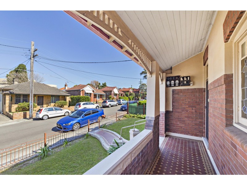 6 Wallace Street, Ashfield NSW 2131