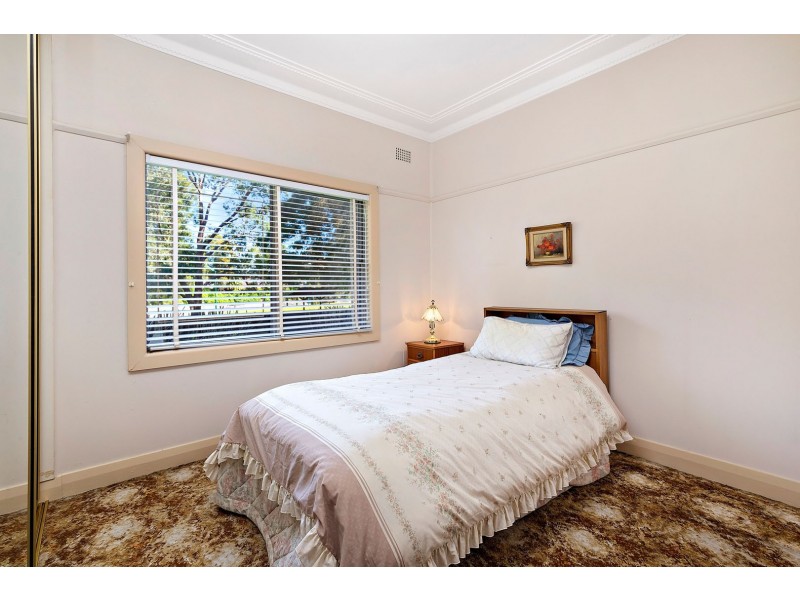 74 Walsh Avenue, Croydon Park NSW 2133