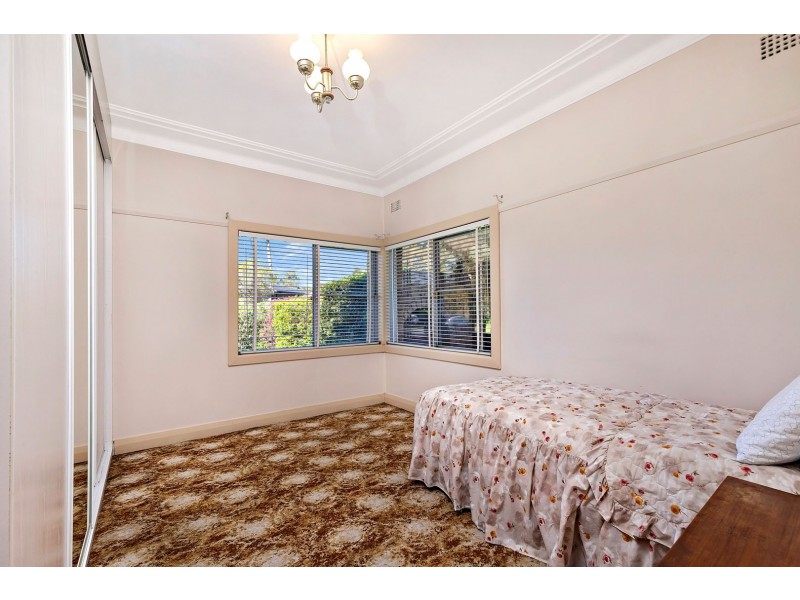 74 Walsh Avenue, Croydon Park NSW 2133