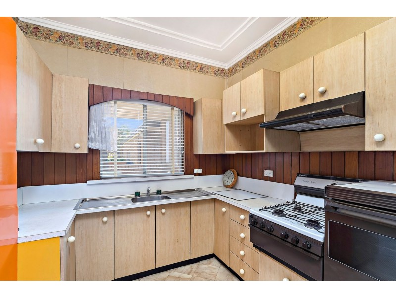 74 Walsh Avenue, Croydon Park NSW 2133