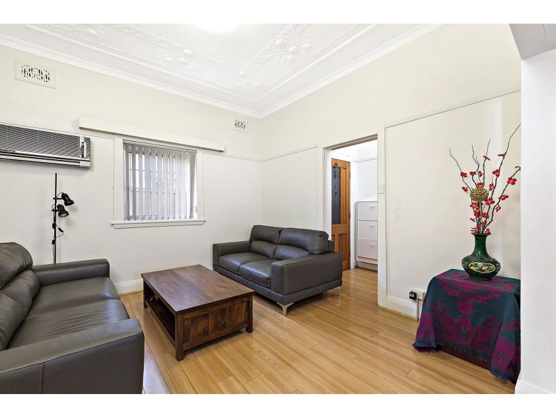 21 Earle Avenue, Ashfield NSW 2131