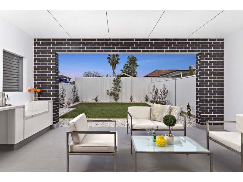 8 Tudor Street, Campsie NSW 2194