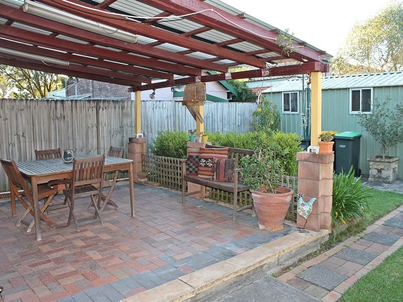 15 Yandarlo Street, Croydon Park NSW 2133