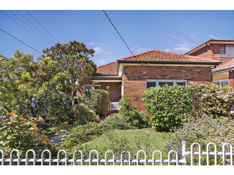 25 Yeo Avenue, Ashfield NSW 2131
