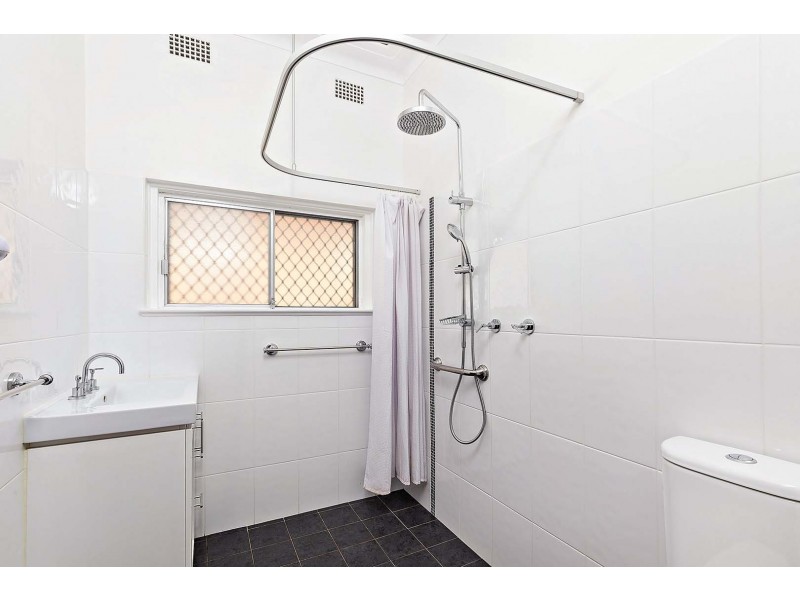 25 Yeo Avenue, Ashfield NSW 2131