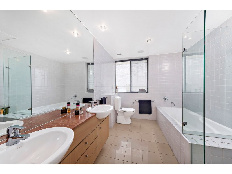 20/29 Bennelong Parkway, Wentworth Point NSW 2127