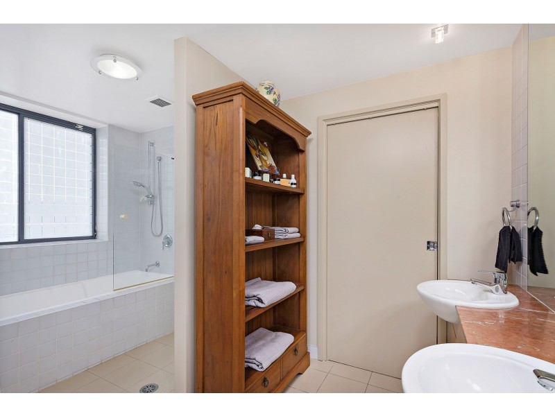 20/29 Bennelong Parkway, Wentworth Point NSW 2127