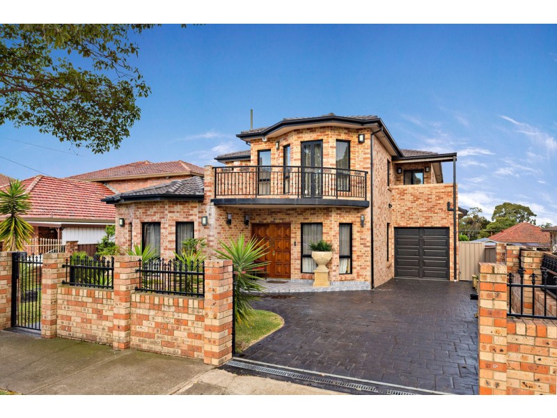 40 Pomona Street, Greenacre NSW 2190