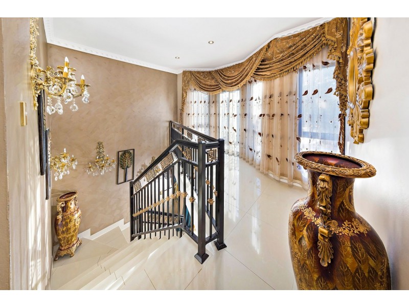 40 Pomona Street, Greenacre NSW 2190