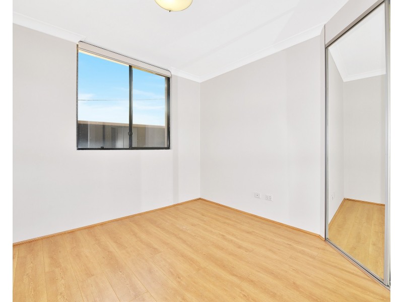 4/102-110 Parramatta Road, Homebush NSW 2140