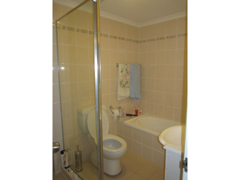 9/33 Eastbourne Road, Homebush West NSW 2140