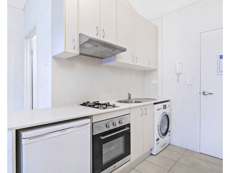 8/12 The Avenue, Ashfield NSW 2131