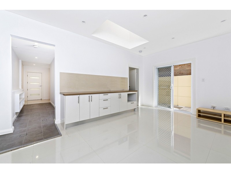 6 Carlisle Street, Ashfield NSW 2131