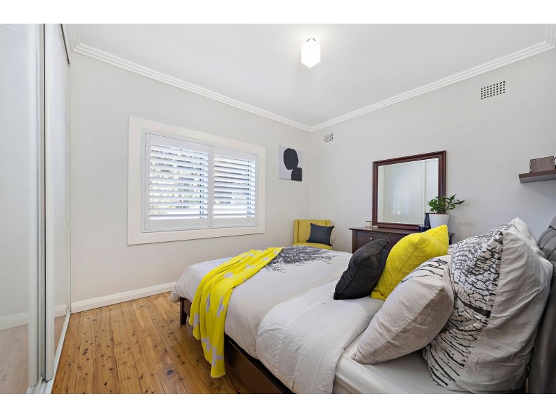 6 Kent Avenue, Croydon Park NSW 2133