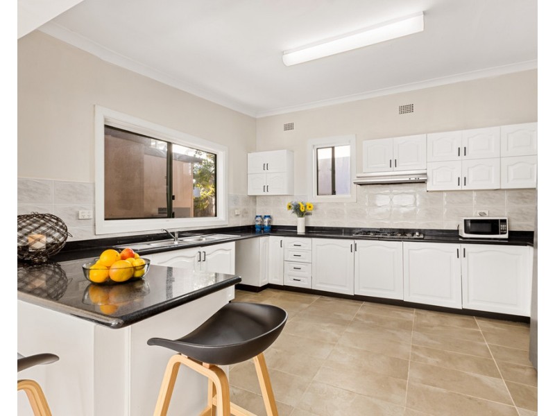 86 Holborow Street, Croydon Park NSW 2133