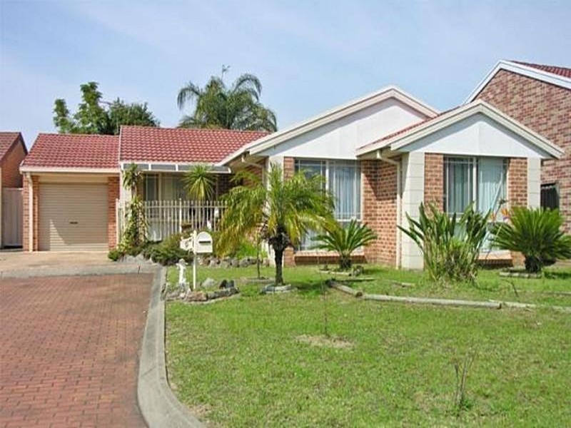 9 Ironbark Grove, Greenacre NSW 2190