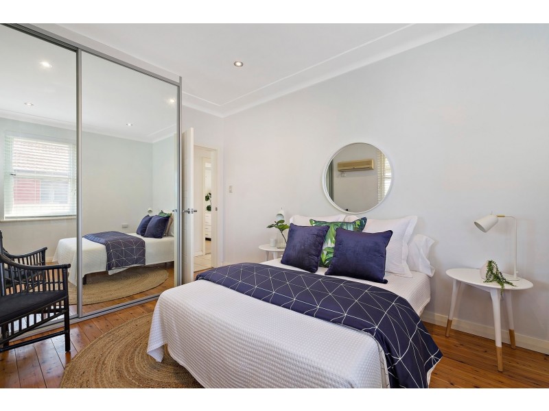 22 Junee Crescent, Kingsgrove NSW 2208