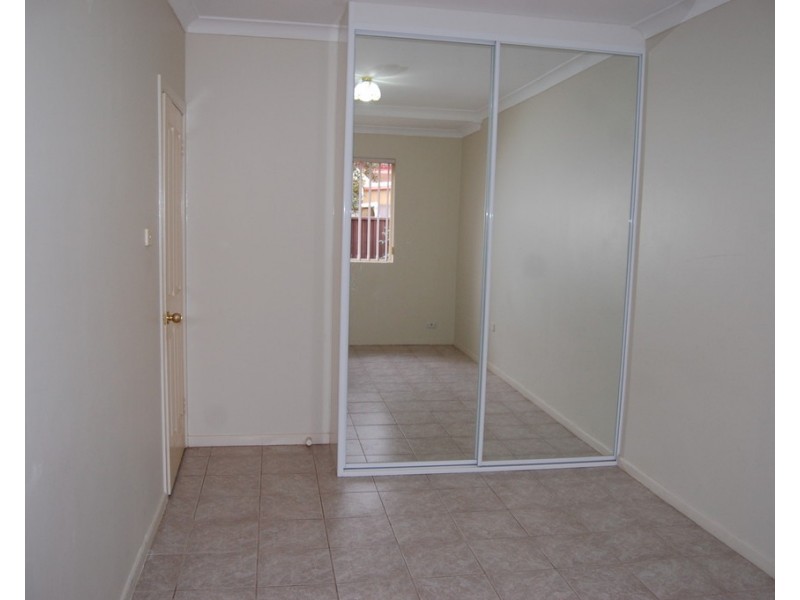 2/182 Croydon Avenue, Croydon Park NSW 2133