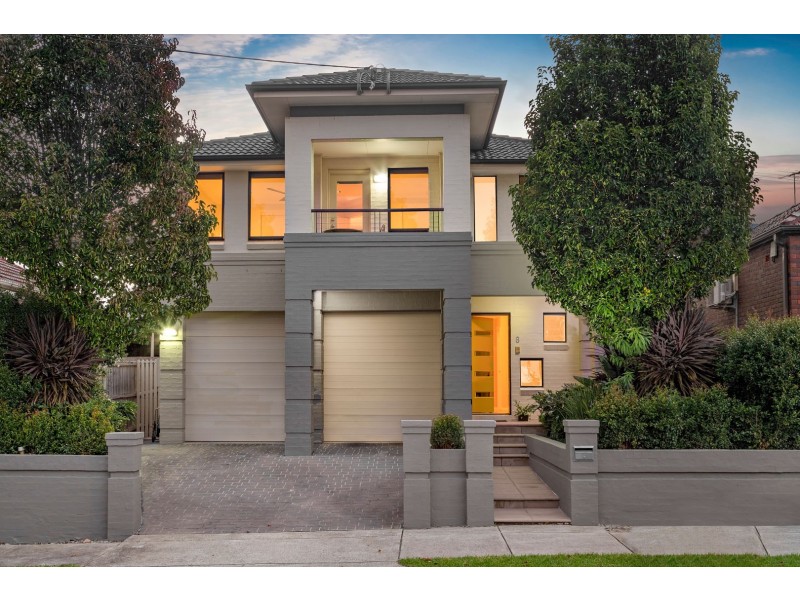 8 Alma Avenue, Campsie NSW 2194