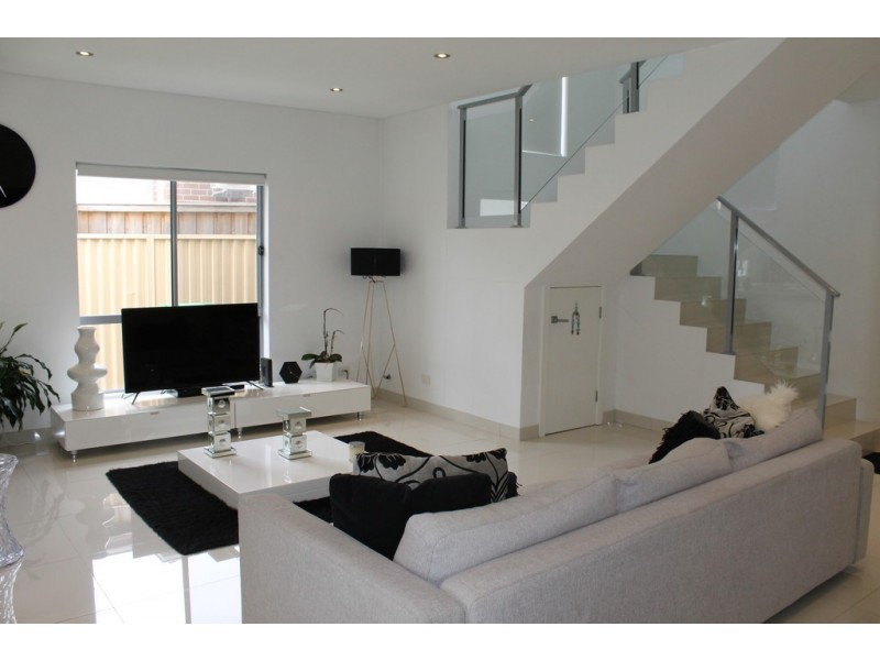 43 Cleary Avenue, Belmore NSW 2192