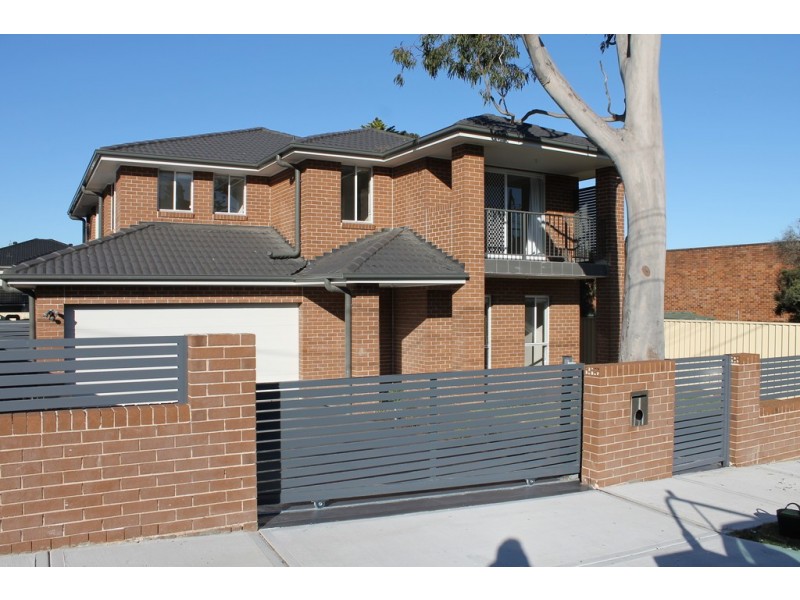 6 Hillcrest Avenue, Strathfield South NSW 2136