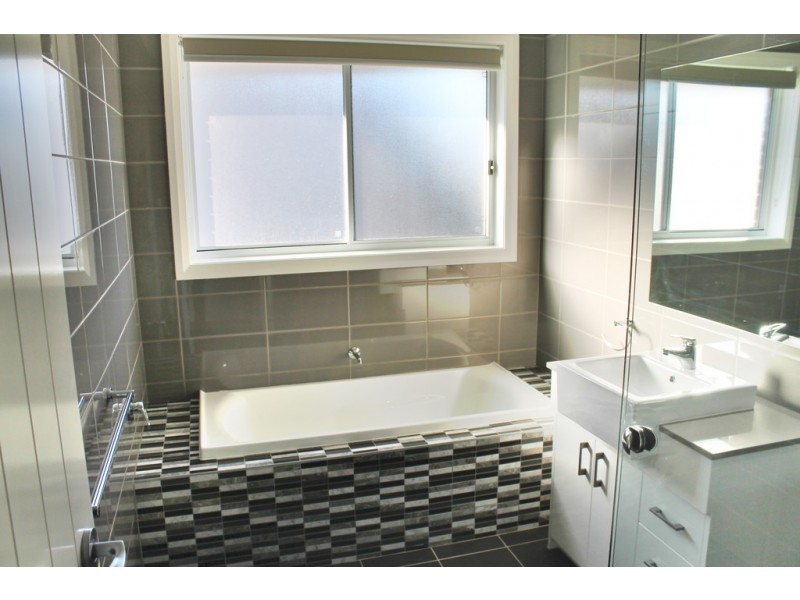 6 Hillcrest Avenue, Strathfield South NSW 2136