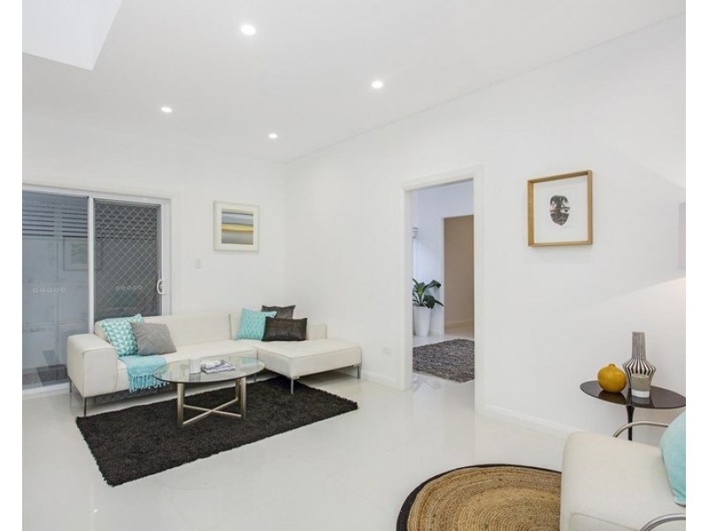 6 Carlisle Street, Ashfield NSW 2131