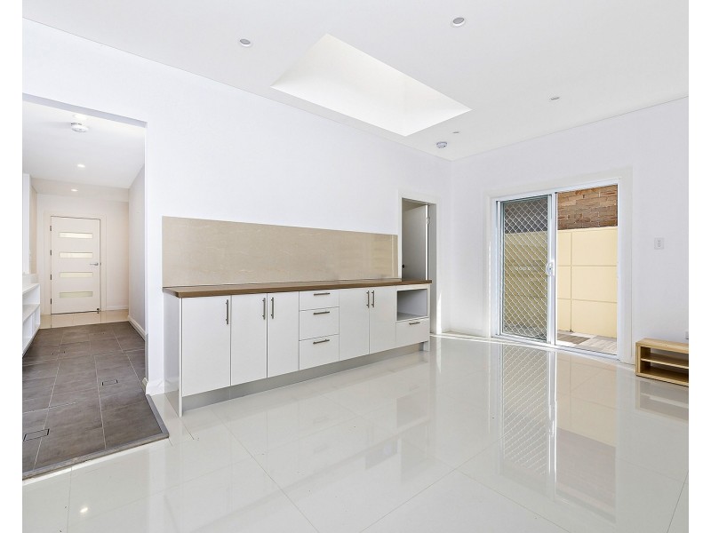 6 Carlisle Street, Ashfield NSW 2131