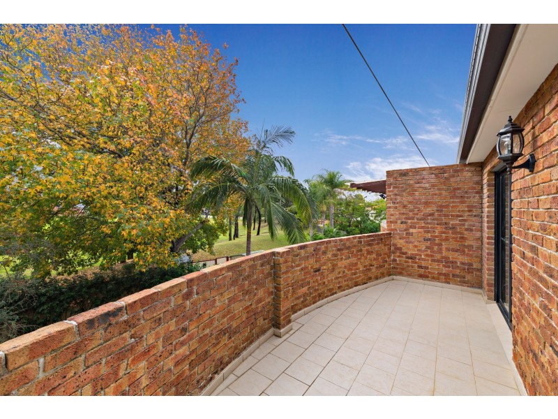 4A Cowl Street, Greenacre NSW 2190