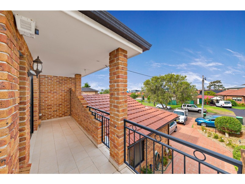 4A Cowl Street, Greenacre NSW 2190