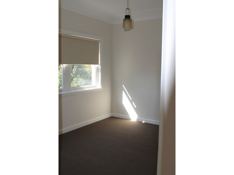 98 Benaroon Road, Belmore NSW 2192