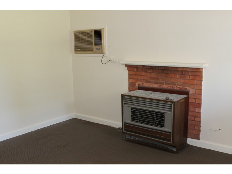 98 Benaroon Road, Belmore NSW 2192